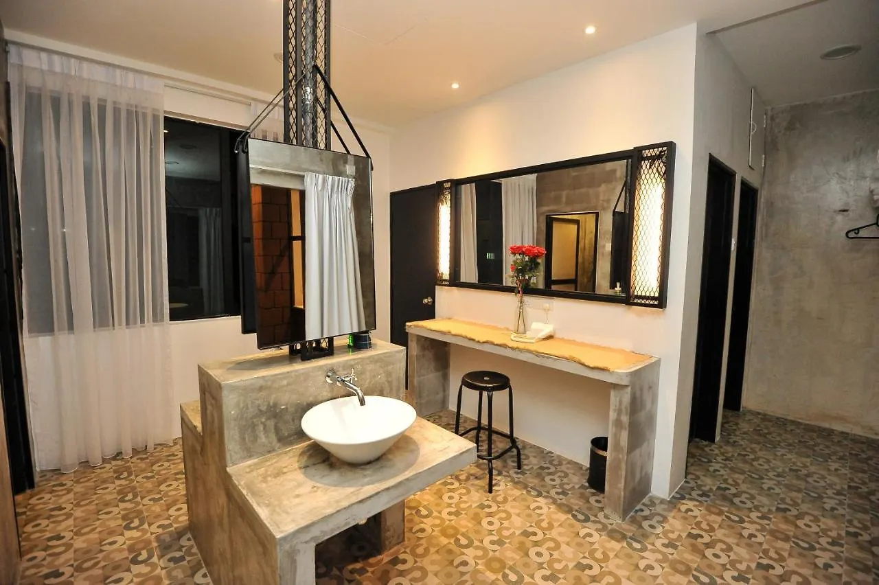 Iconic Suites & Pods Hotel Ipoh